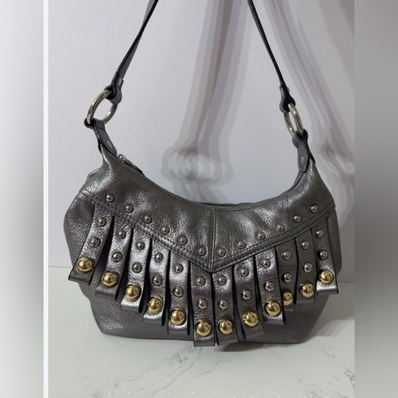 Like new B Makowski leather silver fringe shoulder hobo bag - Picture 3 of 5
